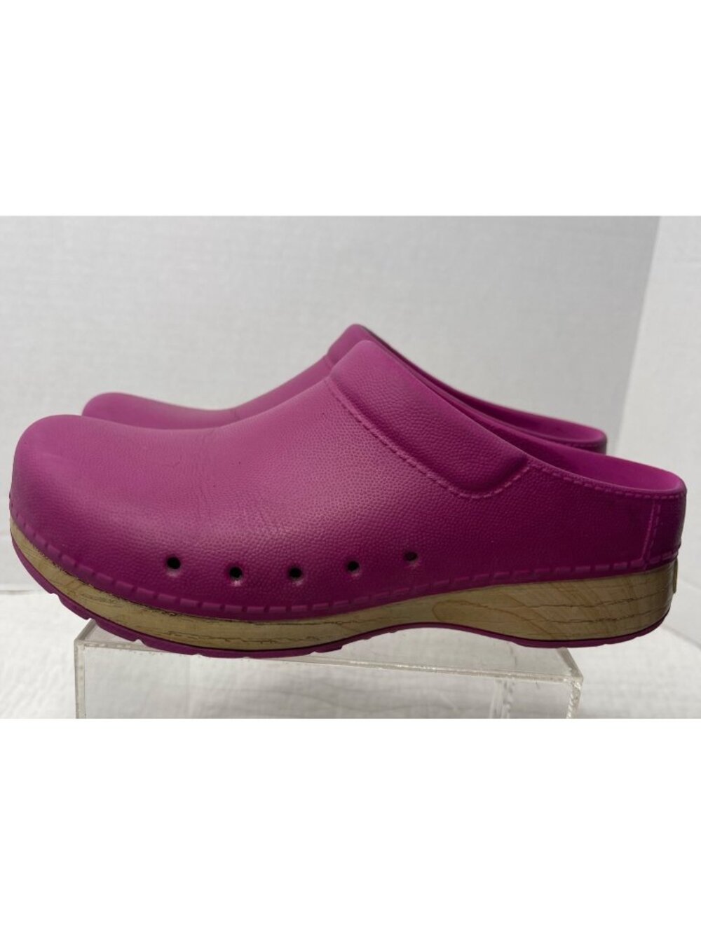 Dansko Kane Womens Fuchsia Slip-On Comfort Casual Work Clogs SZ 37/6.5-7 Stylish - Picture 2 of 9